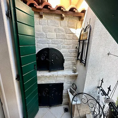 Tiny Dream - Old Town Split